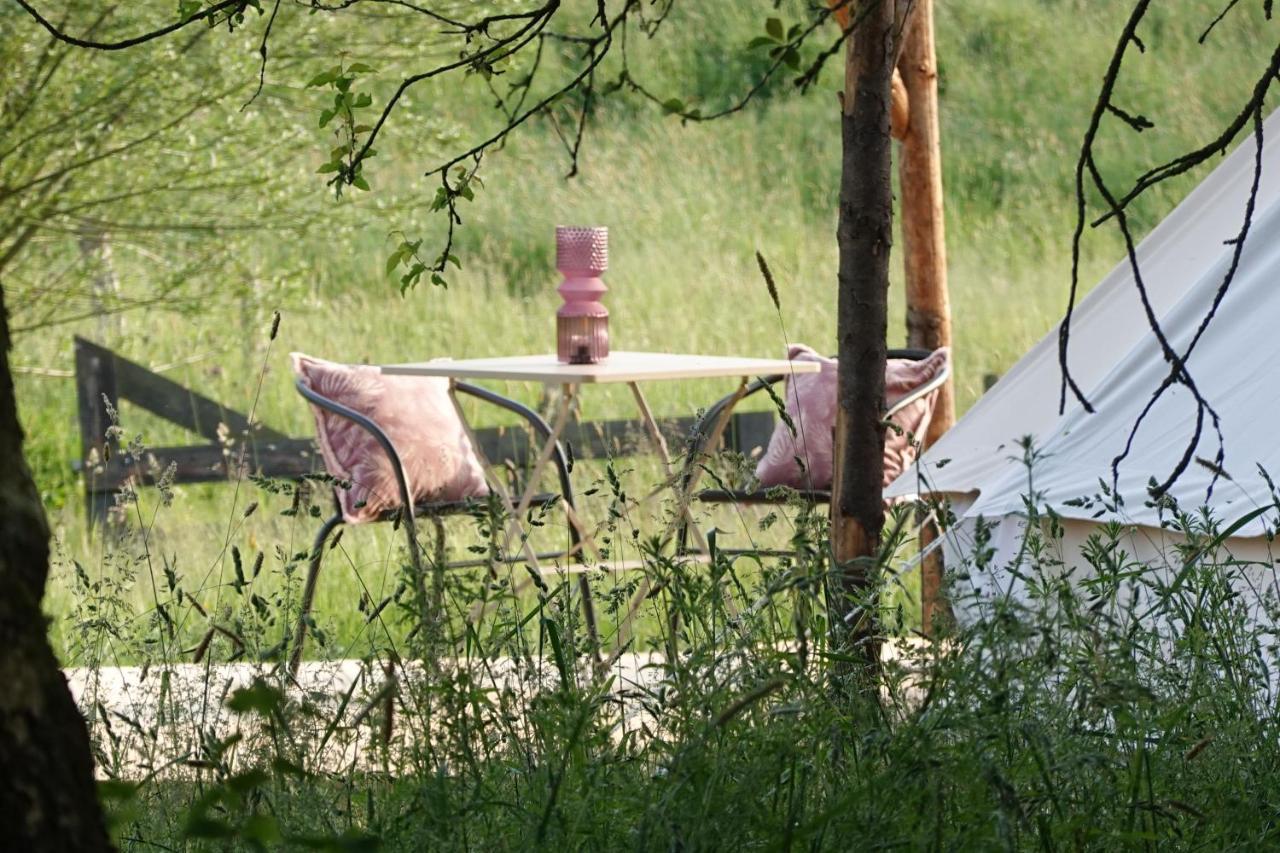 Glamping Du Moulin Hotel Бастон Екстериор снимка